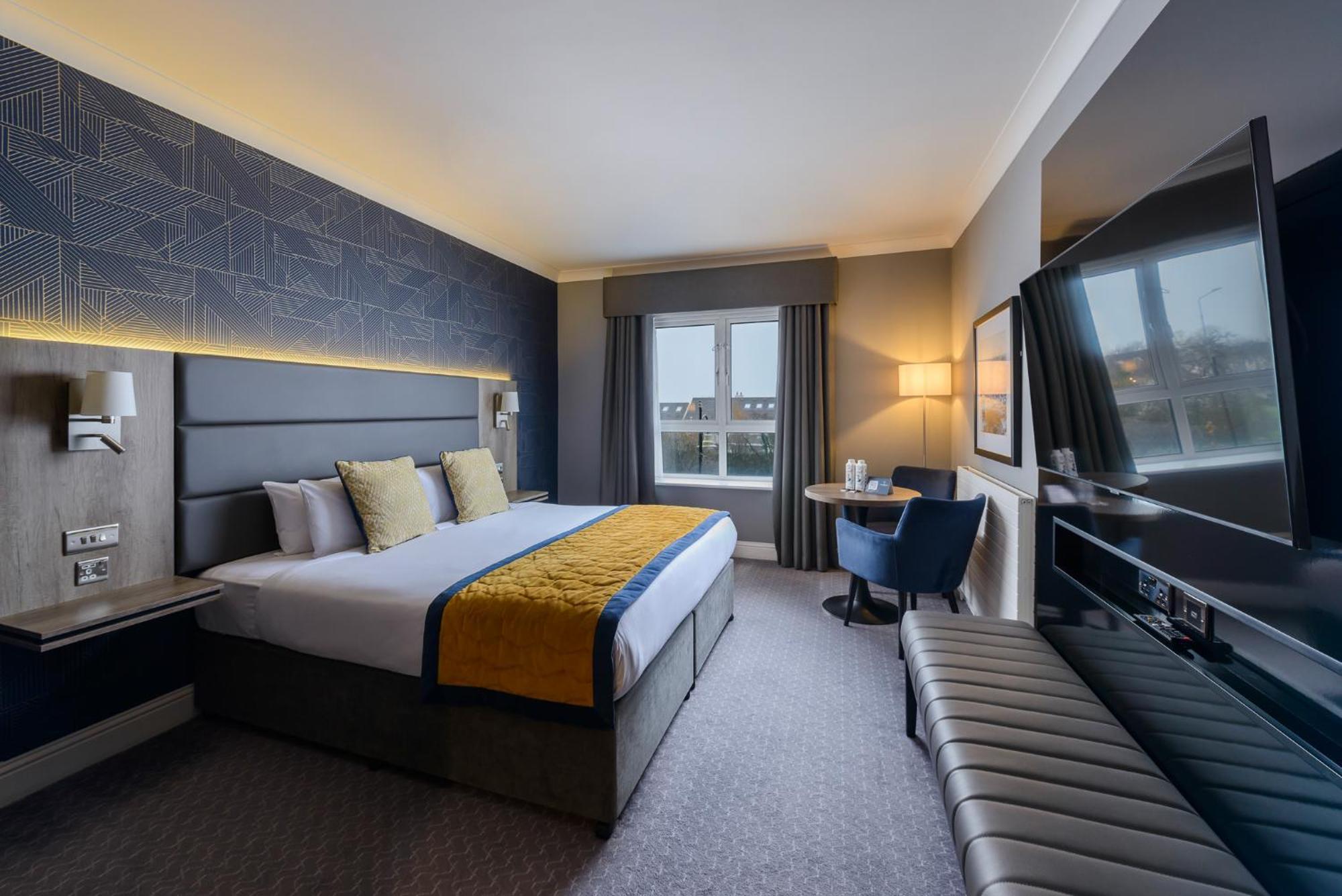 Clybaun Hotel Galway Exterior photo